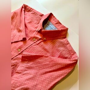 Banana Republic “Luxe Poplin” 100% cotton short-sleeved shirt